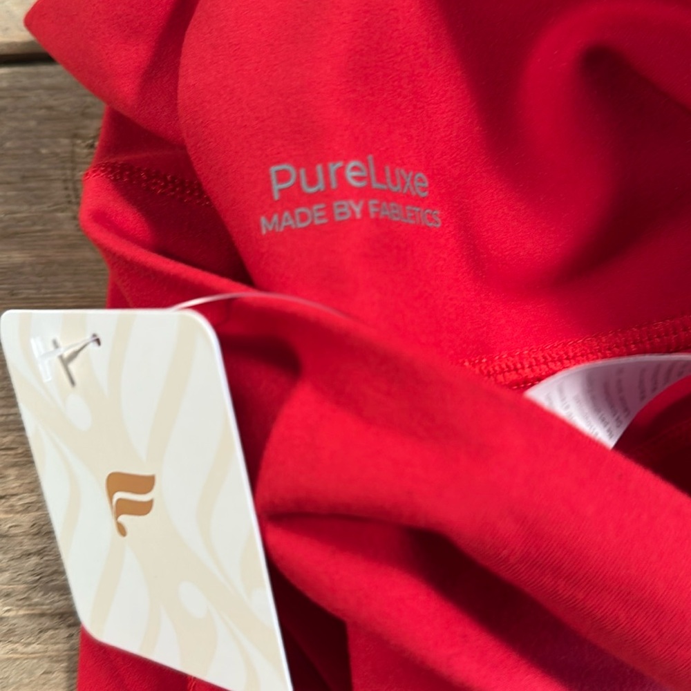 NWT- Fabletics PureLuxe High-Waisted Pocket 7/8 Leggings -HEATED RED (24”) new ! - Picture 6 of 11